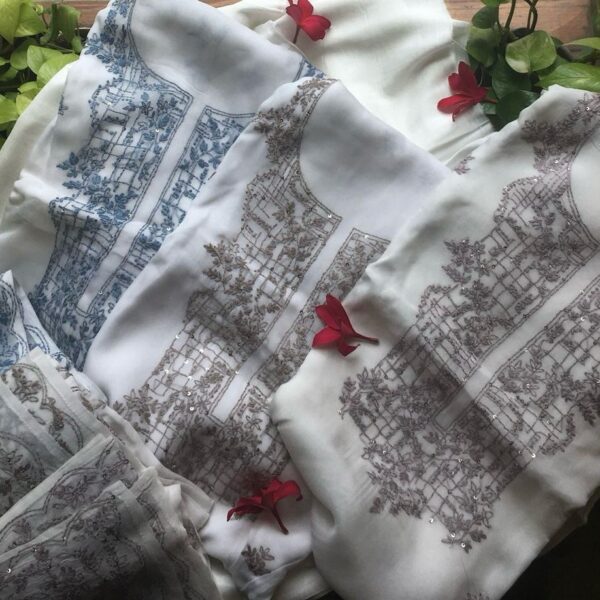 An ethereal new collection in Beautiful Offwhite with exquisite Kanta work on pure viscose Organza top & duppatta ! Santoon bottom