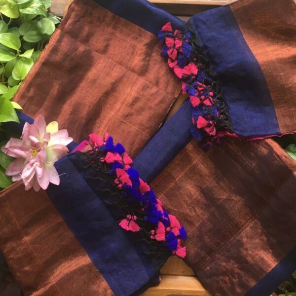 A beautiful collection of Pure linen silk top & Duppatta with stunning Jamdhani hand weaving. No bottom. Can be customised on request